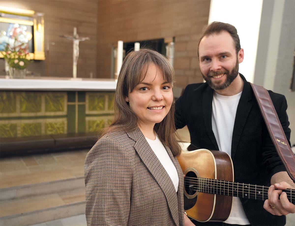 Särkyneiden puolella