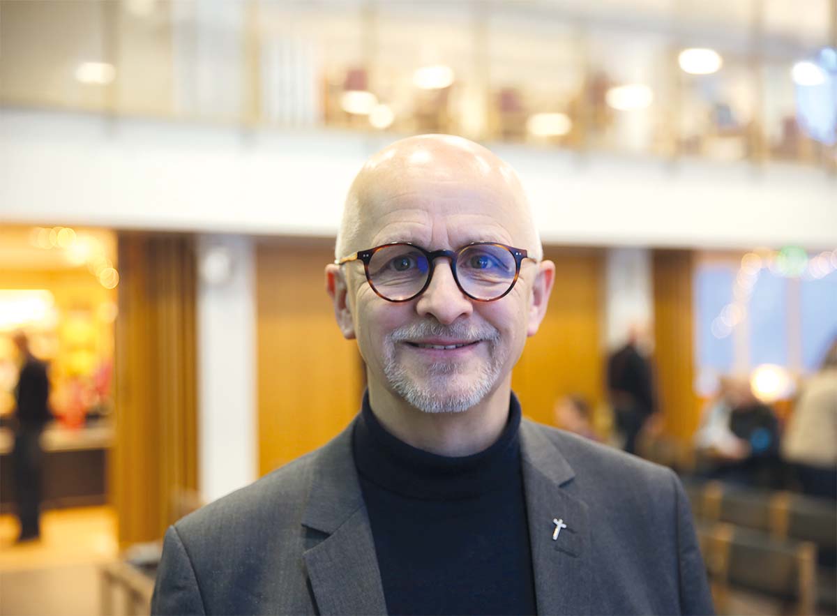 Z-sukupolvi koputtaa kirkon oveen